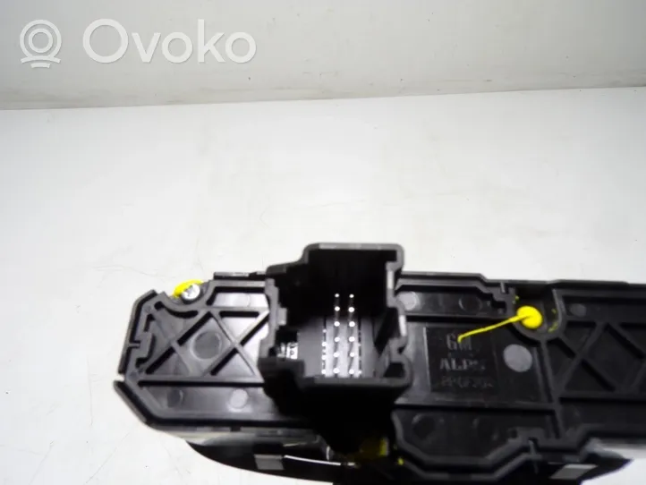 Opel Insignia B Interruttore di regolazione dell’illuminazione del quadro 39121795