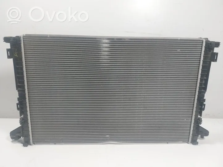 Audi Q7 4M Radiateur de refroidissement 8W0121251AB