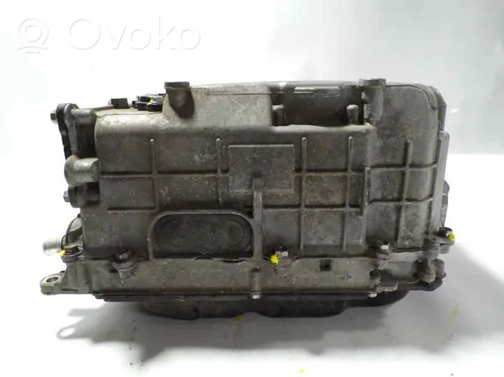 Toyota Auris E180 Įtampos keitiklis/ keitimo modulis 