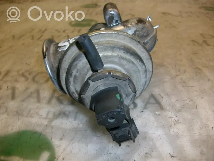 Ford Fiesta Soupape vanne EGR 