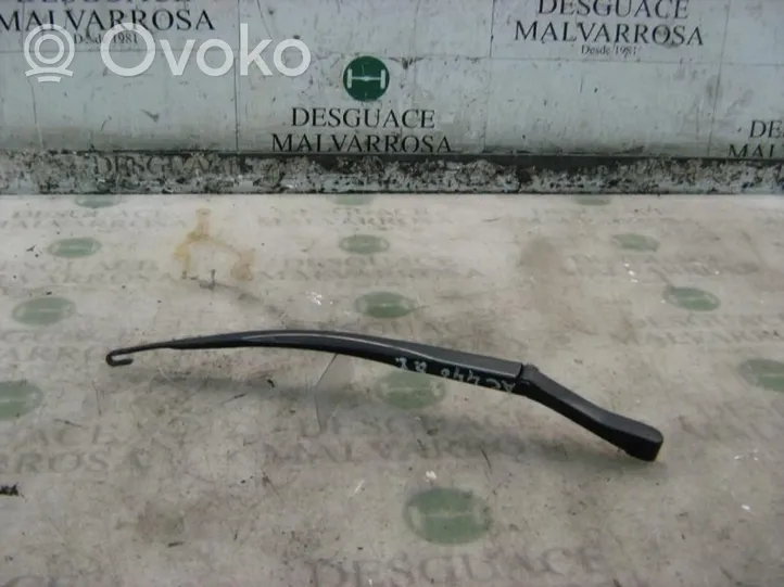 Alfa Romeo GTV Front wiper blade arm 