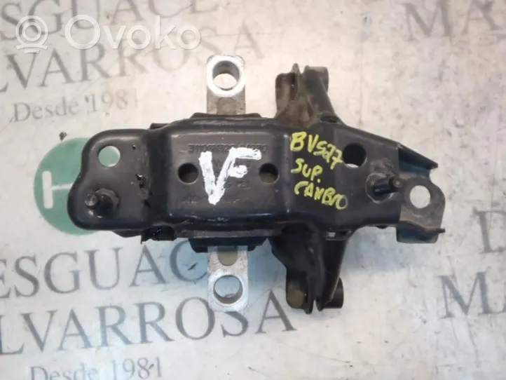 Volkswagen Polo IV 9N3 Supporto della scatola del cambio 6Q0199555AT