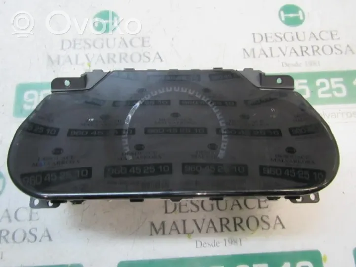 Lexus RX 450H Speedometer (instrument cluster) 8380048540