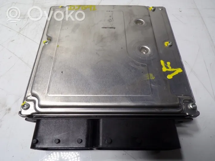 BMW 3 E90 E91 Calculateur moteur ECU 13617808124