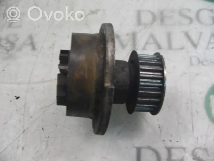 Opel Corsa B Pompe de circulation d'eau 