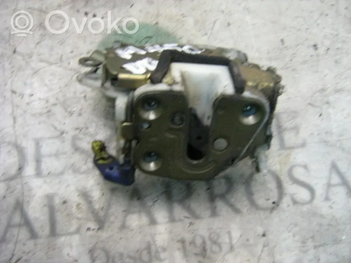 Nissan Vanette Front door lock 