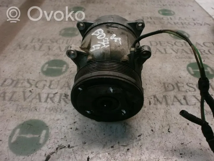 Renault Clio I Air conditioning (A/C) compressor (pump) 