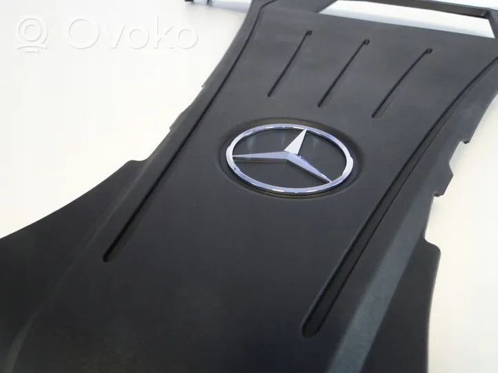 Mercedes-Benz GL X166 Variklio dangtis (apdaila) A2780105802