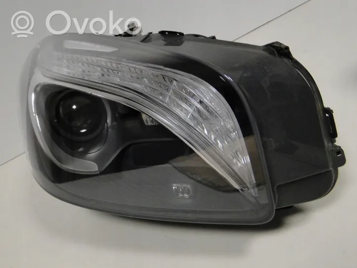 Mercedes-Benz SL R231 Lot de 2 lampes frontales / phare A2318200861