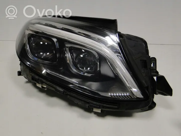 Mercedes-Benz GLE AMG (W166 - C292) Lampa przednia A1669064003