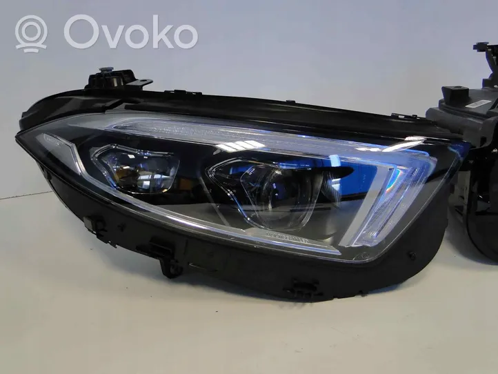 Mercedes-Benz CLS W257 Lot de 2 lampes frontales / phare A2579068300