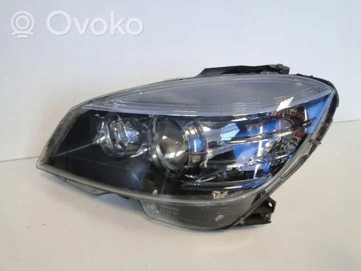 Mercedes-Benz CLC CL203 Lampa przednia A2048208459