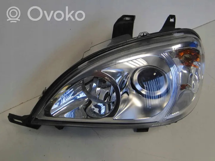 Mercedes-Benz ML W163 Faro/fanale A1638204561