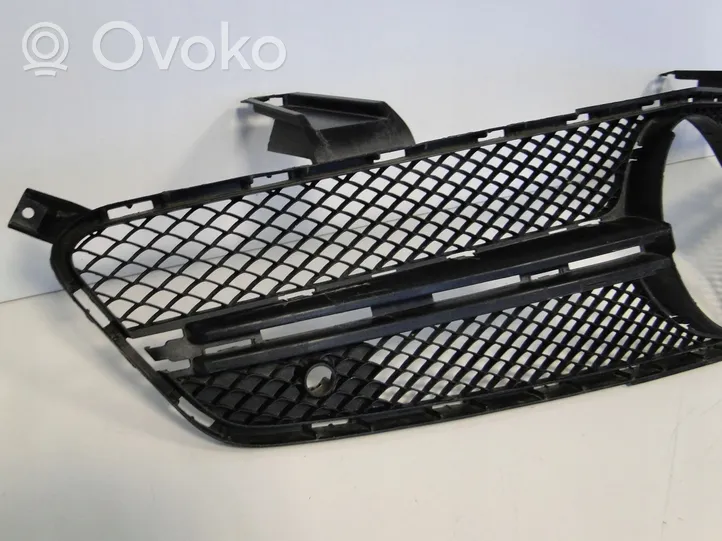 Mercedes-Benz SL AMG R231 Front bumper upper radiator grill A2318880560