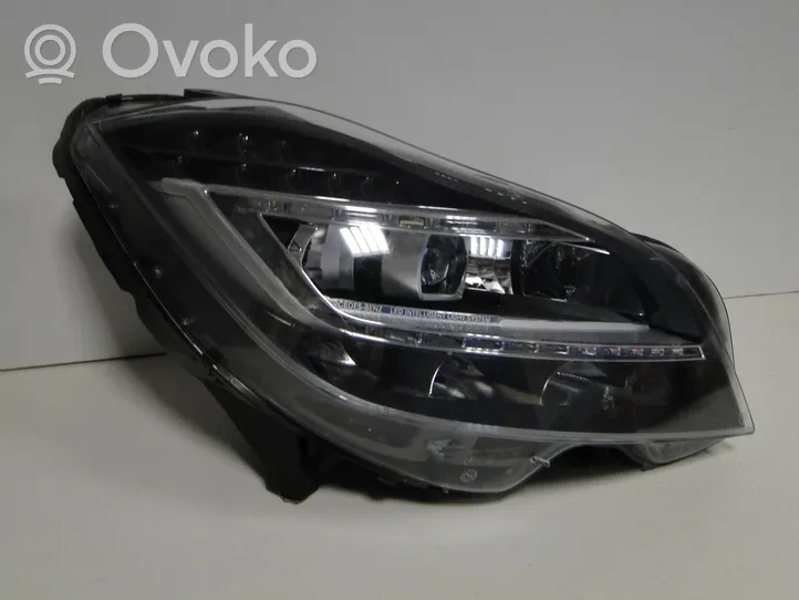 Mercedes-Benz CLS C218 AMG Lampa przednia A2188208861