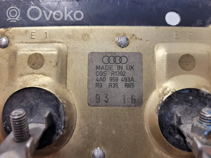 Audi A6 S6 C4 4A Aušinimo ventiliatoriaus rėlė 4A0959493A