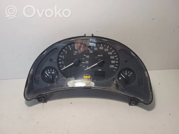 Opel Corsa C Compteur de vitesse tableau de bord 13173347WA