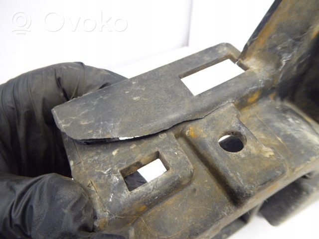 Chrysler Voyager Battery box tray 