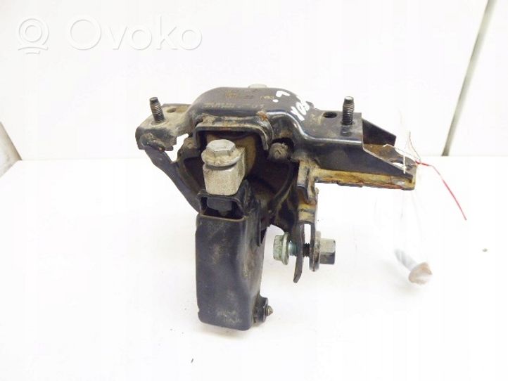 Volkswagen Fox Valvola di depressione sul supporto motore 6Q0199555