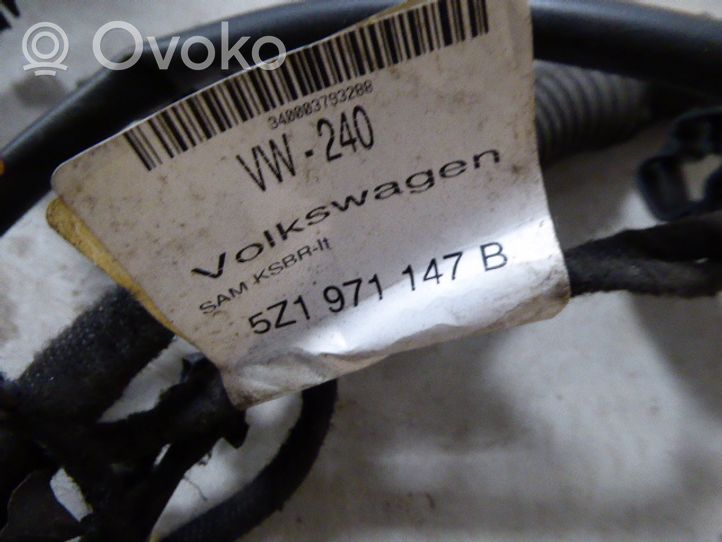 Volkswagen Fox Wiązka przewodów klapy tylnej / bagażnika 5Z1971147