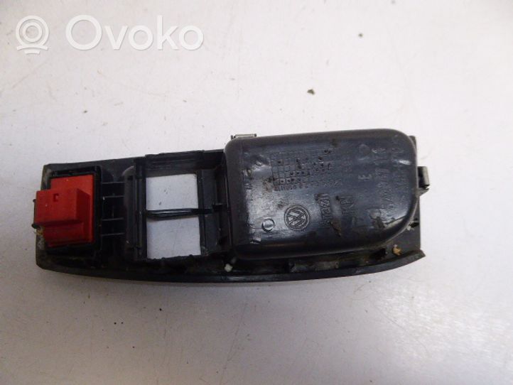 Volkswagen Fox Obudowa panelu regulacji lusterek bocznych 5Z0867171