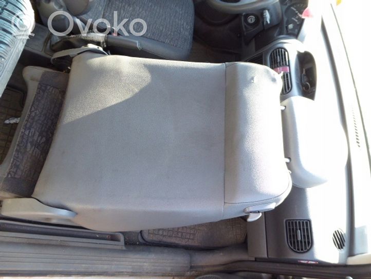 Opel Corsa C Front passenger seat 