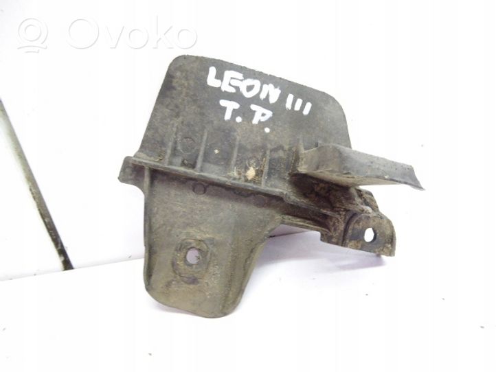 Seat Leon (5F) Etulokasuojan suojien kiinnike 5F0853834