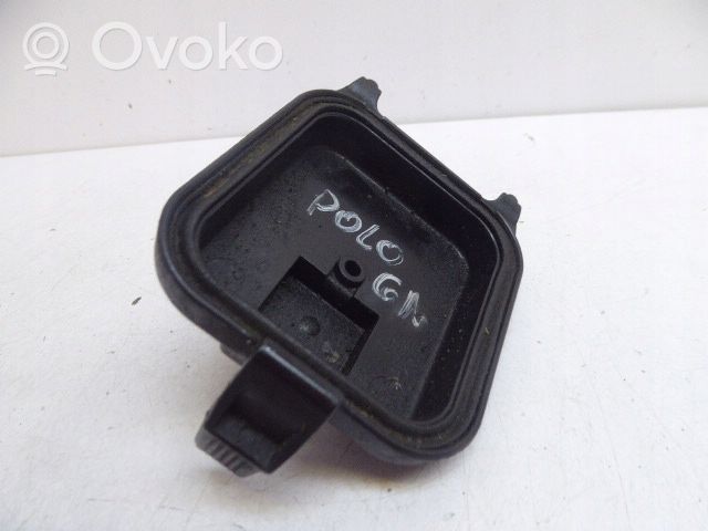 Volkswagen Polo III 6N 6N2 6NF Element lampy przedniej 962497-00