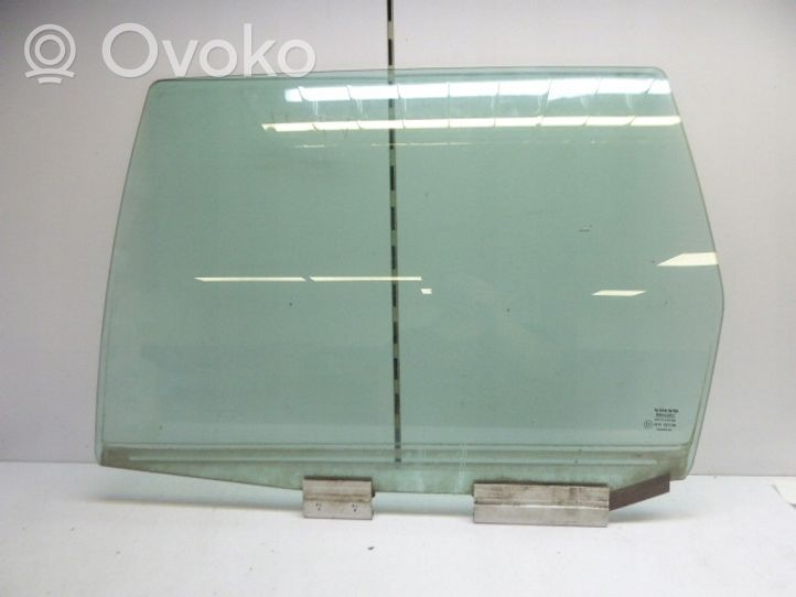 Volvo S70  V70  V70 XC Vetro del finestrino della portiera anteriore - quattro porte 