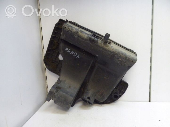 Fiat Panda II Filtr powietrza 55180540