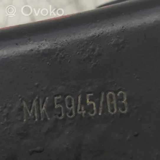 Seat Exeo (3R) Taka-ylätukivarren haarukkavipu 8E0501529P