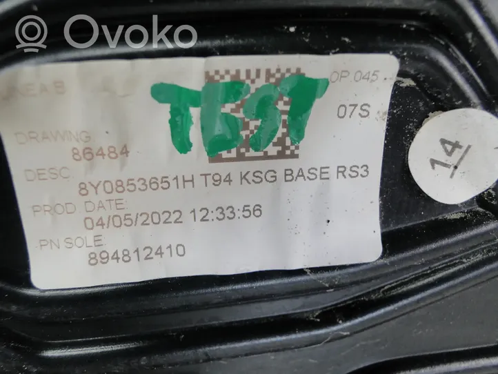 Audi RS3 8Y Grotelės priekinės 8Y0853651AB