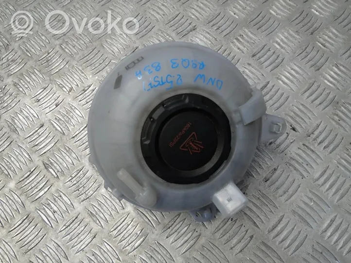 Audi RSQ3 Dzesēšanas šķidruma izplešanās tvertne 5Q0121407