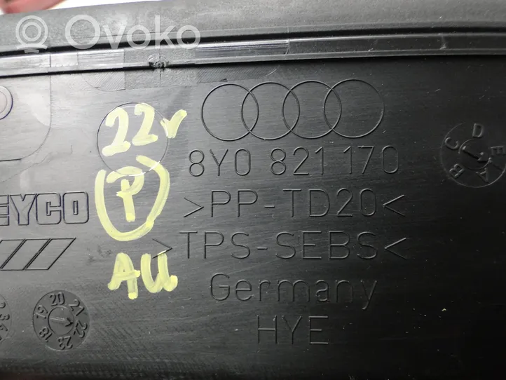 Audi A3 8Y Osłona górna silnika 