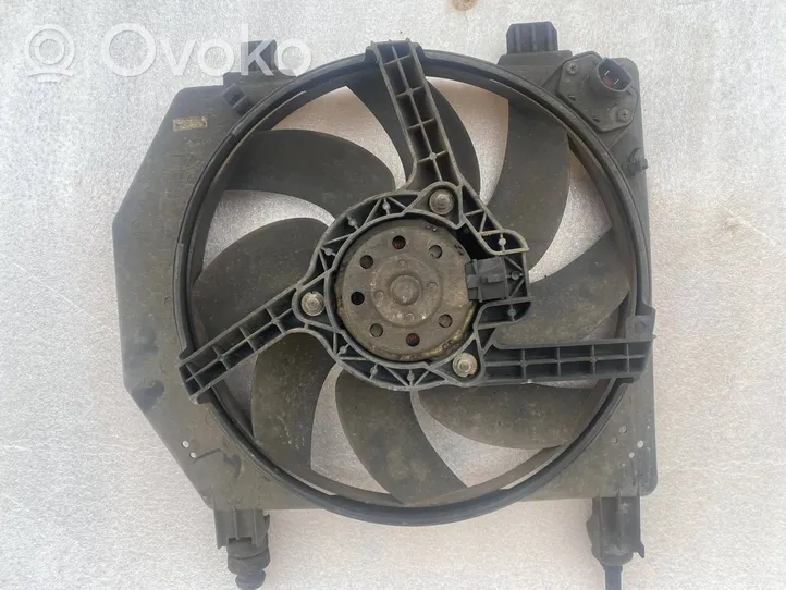 Ford Fiesta Aro de refuerzo del ventilador del radiador 96FB8146BB