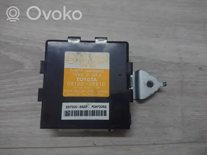 Toyota Corolla Verso E121 Unidad de control/módulo de alarma 081900F810