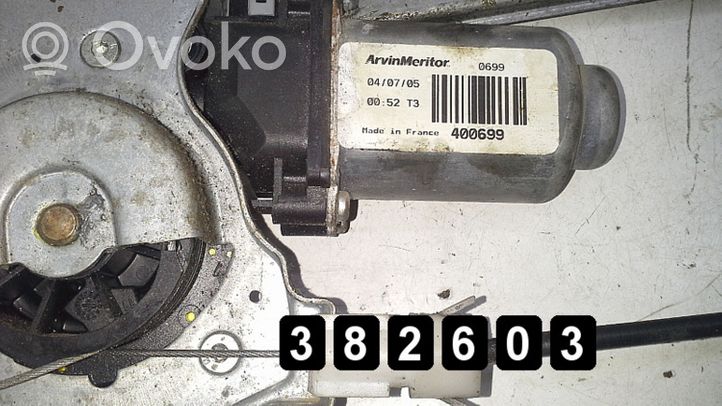 Nissan Almera Tino Elektryczny podnośnik szyby drzwi 400699