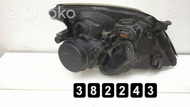 Opel Vectra C Phare frontale 15588700