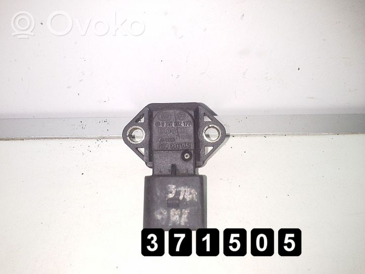 Volkswagen PASSAT B5 Generator impulsów wałka rozrządu 1900 0281002177