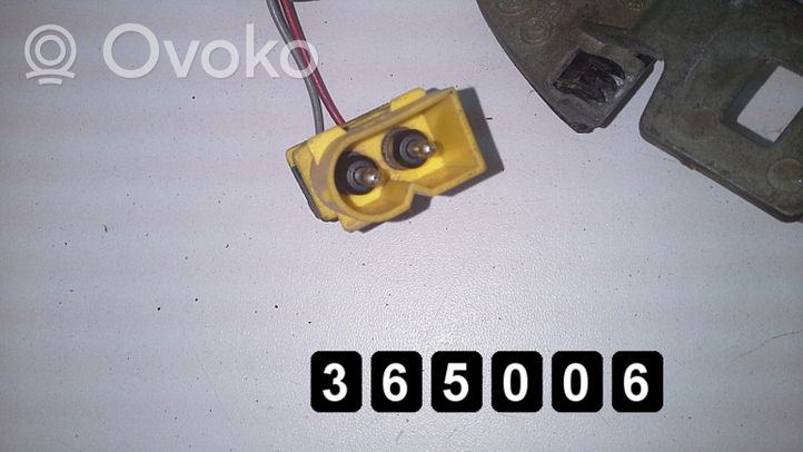 BMW 3 E30 Klamka zewnętrzna drzwi przednich 51211960801