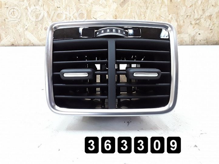 Audi Q3 8U Kojelaudan keskiosan tuuletussuuttimen ritilä 8U0819203 rear