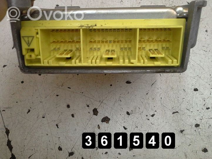 Toyota Avensis T250 Calculateur moteur ECU 208623106