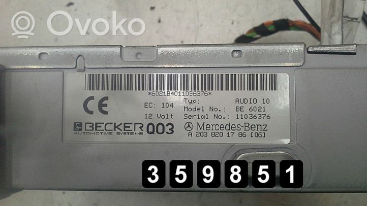 Mercedes-Benz C W203 Radio/CD/DVD/GPS-pääyksikkö # 2038201786