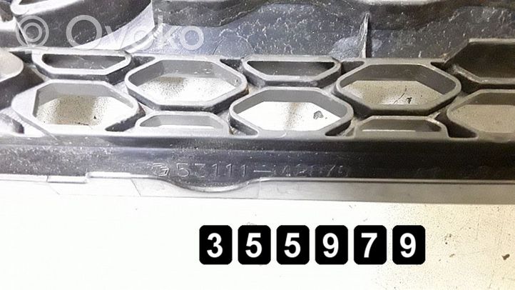 Toyota RAV 4 (XA10) Front grill 53111-42070