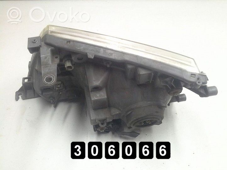 Toyota Hiace (H200) Phare frontale 