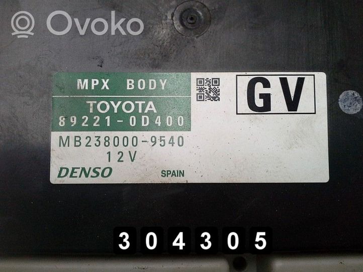 Toyota Yaris Moottorin ohjainlaite/moduuli 89221-0D400