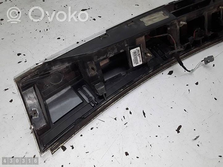 Dodge Caliber Bagāžnieka numura zīmes apgaismojuma līste 809323AB