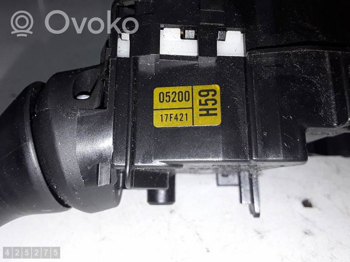 Toyota Verso Leva indicatori 0520017F421