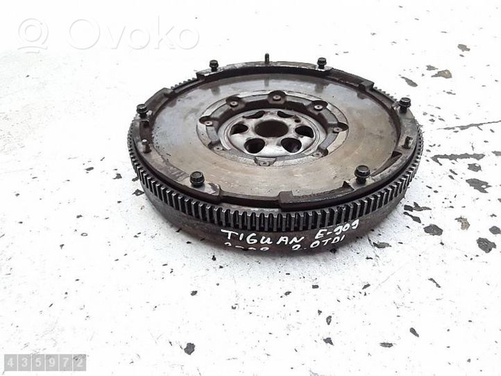 Volkswagen Tiguan Volant moteur bi-masse 03G105266BP