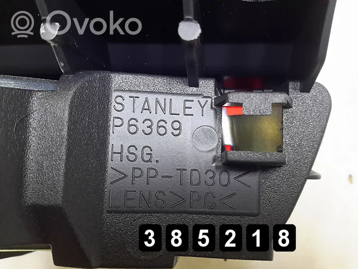 Honda CR-V Lampy tylnej klapy bagażnika p6369